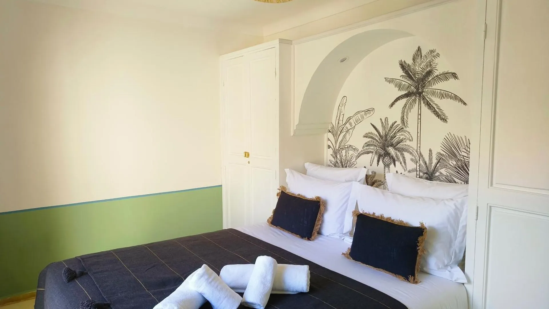 Dar Dabakech, Proche Jemma El Fna, Souk, Centre Medina, Riad, Logement Entier De 2 A 6 Personnes Marrakesh