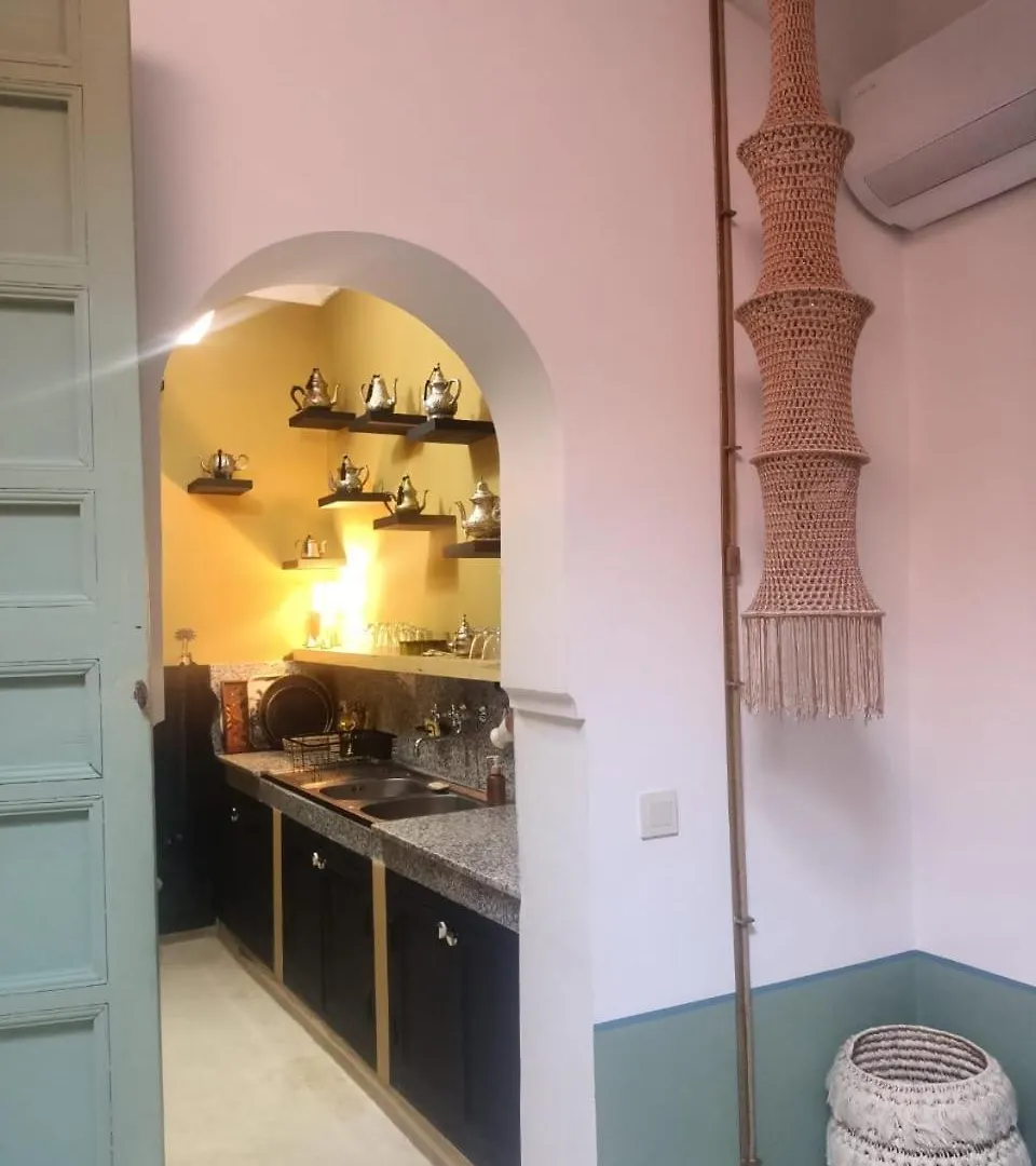 Dar Dabakech, Proche Jemma El Fna, Souk, Centre Medina, Riad, Logement Entier De 2 A 6 Personnes Marrakesh 0*,  Morocco